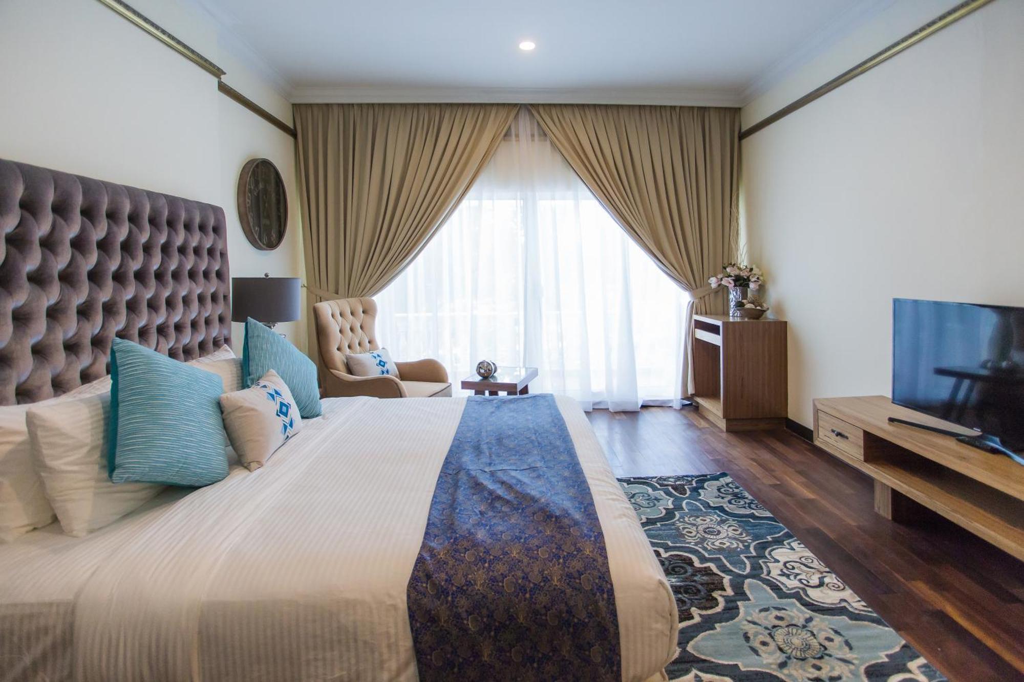 Aava Malacca Hotel Extérieur photo